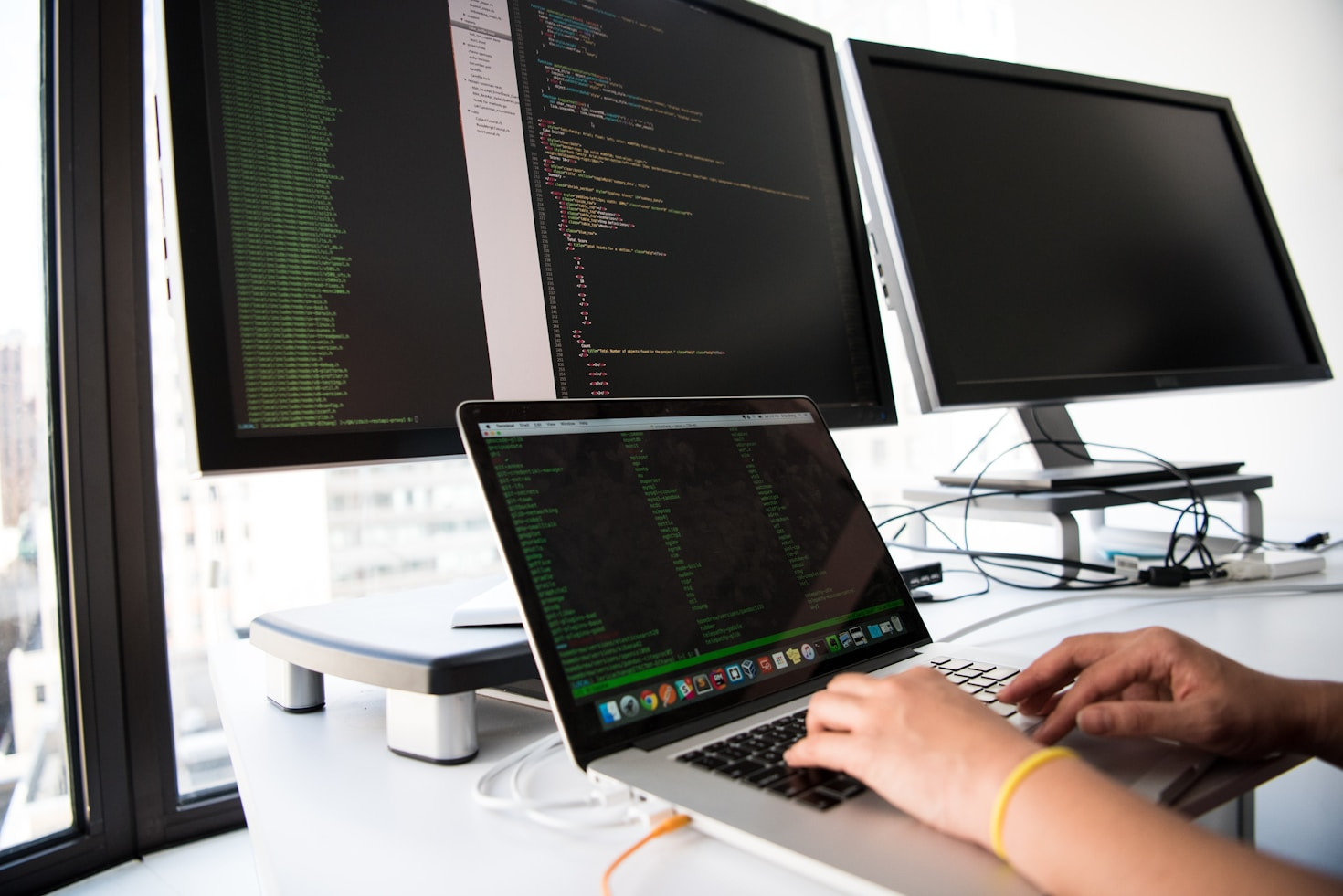 How to Choose the Perfect Web Hosting Provider