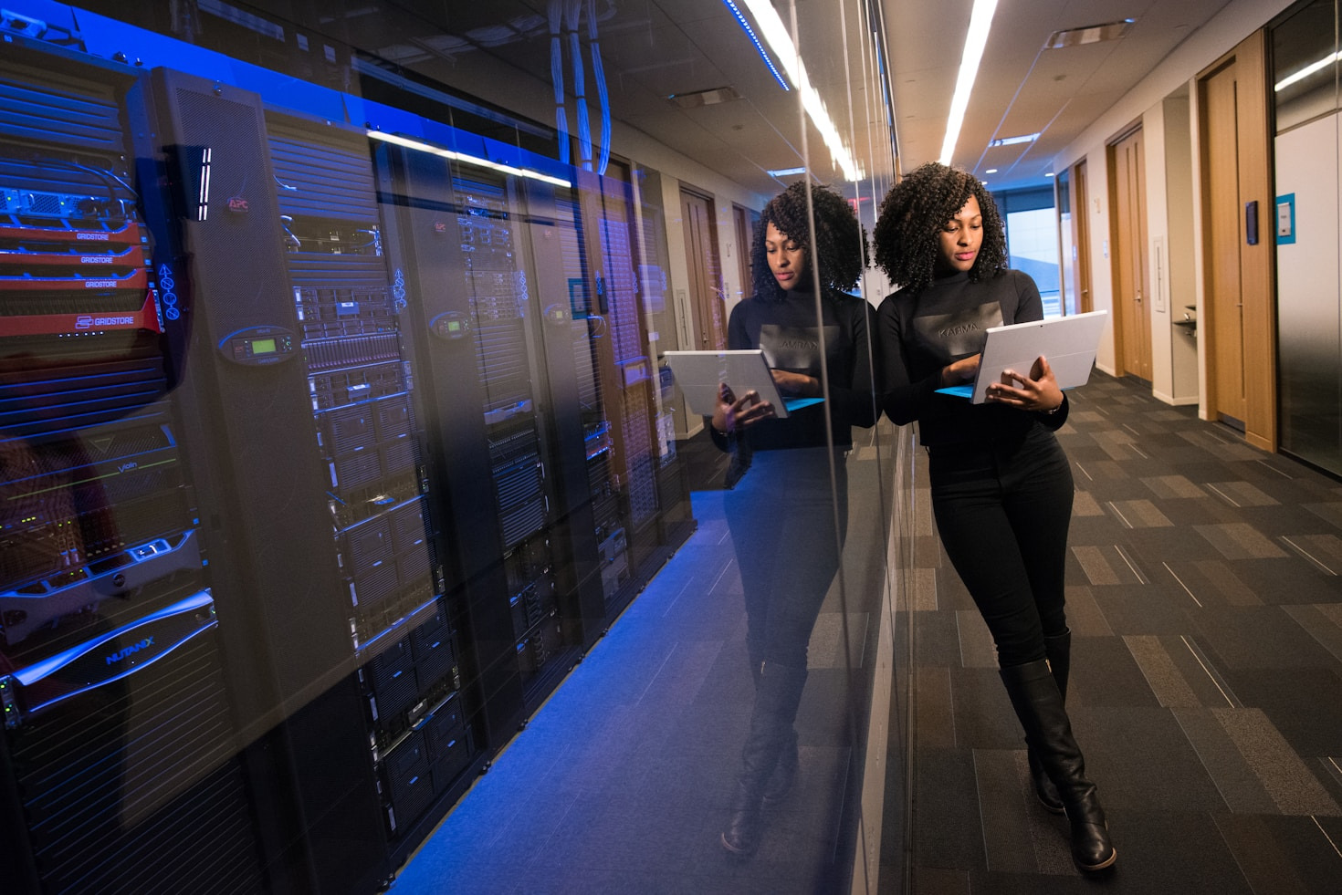 Shared vs. Dedicated Hosting: What’s Right for You?